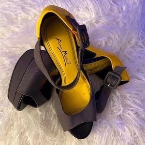Woman Ann Michelle gray and yellow high heeled shoes. Dive 7/7.5